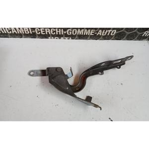 Charnière de capot avant gauche PEUGEOT 208 Série (19>) 9823211680 - Product Image 4