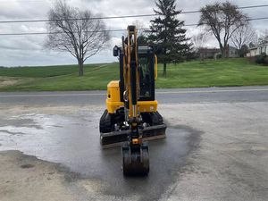 Mini-excavatrice sur chenilles JCB pas chère de 1,5 tonne avec moteur, pompe et boîte de vitesses - Haute efficacité, garantie de 2 ans à vendre - Product Image 3