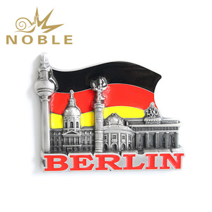 แม่เหล็กติดตู้เย็นรูปโบสถ์ฟลอเรนซ์ อิตาลี แบบ 3 มิติ ของที่ระลึกสำหรับวันหยุด ของขวัญเคลือบเงา ของที่ระลึกการท่องเที่ยว - Product Image 5