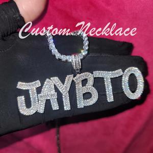 สร้อยคอจี้ตัวอักษรทรงบาแก็ตต์ ชุบทองคำขาว ประดับเพชรโมอิสซาไนต์ VVS หรูหรา เงินแท้ 925 สไตล์ฮิปฮอป สำหรับผู้หญิง ราคาประหยัด - Product Image 3