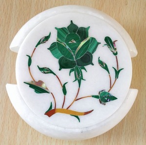 Sous-verres carrés en marbre blanc avec incrustation géométrique sous-verres en pierre faits à la main avec support boisson en marbre naturel décorative de luxe - Product Image 4