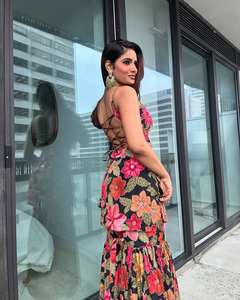 Costume Sharara à broderies lourdes très vendu pour les filles, tenue de fête de mariage, style Bollywood, séchage rapide - Product Image 2