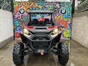 Disponible en stock Nouveaux véhicules COMMANDER XT 64 1000R 2026 prêts à être expédiés. - Product Image 3