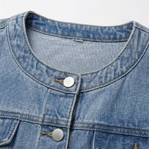 Veste en jean courte à manches longues et col rond pour femmes, taille plus, style tendance, service OEM, personnalisable - Product Image 4