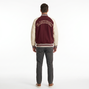 Blouson universitaire homme 100 % personnalisable, en polaire 500 GSM avec manches en similicuir, streetwear premium, broderie OEM sur le devant - Product Image 2