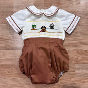 Mameluco para Bebé Niño con Bordado de Pirata, Traje Clásico de Boutique para Bebés y Niños Pequeños - Product Image 1