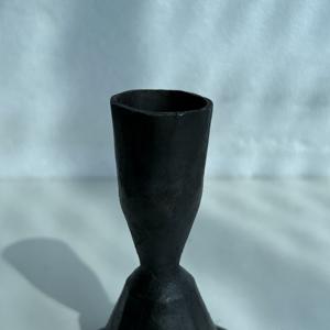 Bougeoirs en fer antique en gros, finition noire élégante, candélabres en métal pour la décoration d'hôtels, de restaurants et d'événements - Product Image 4