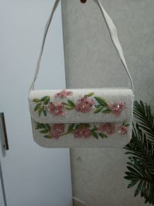 Sac bandoulière tendance fait main en perles brodées géométriques multicolores pour soirée printemps-été - Product Image 2