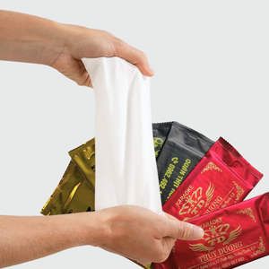 Gran oferta, toallitas limpiadoras húmedas de una sola pieza, empaquetadas individualmente para uso personal en restaurantes, etiqueta privada personalizada de Vietnam - Product Image 1