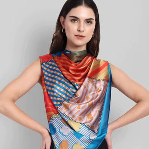 Écharpe en satin personnalisée de qualité supérieure, imprimée avec un logo et une marque privée pour les événements de marque et la publicité - Product Image 1