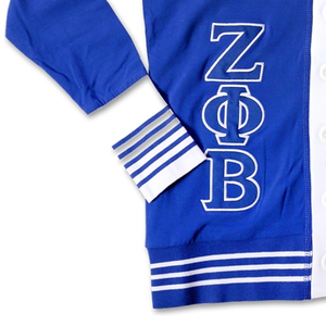 เสื้อคาร์ดิแกน Zeta phi Beta พร้อมโลโก้สีฟ้าและขาวสไตล์กรีกสีเต็มตัวอักษรปะติดด้านหน้าเสื้อผ้าแฟชั่น - Product Image 5