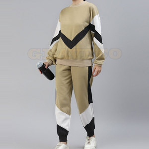 Survêtement pour femmes grande taille avec logo personnalisé, style unique, best-seller, matière durable, survêtements pour femmes - Product Image 4