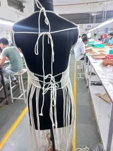 Tops de ganchillo de algodón hechos a medida con cordones de algodón 100% ideales para diseñadores de moda y tiendas de ropa para reventa - Product Image 6