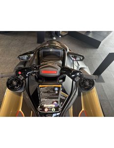 Nuevo Bote a Motor de Combustión Interna 2025, 3 Plazas, Plástico de Grado Industrial, DIY, OEM/ODM, 3 Años de Garantía - Product Image 2