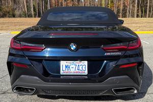 Voiture d'occasion haut de gamme 2019 BMW M850i xDrive Cabriolet 523 ch V8 biturbo - Product Image 3