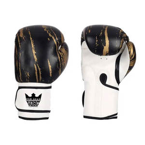 Gants de boxe MMA en cuir de haute qualité avec design personnalisé, évacuation de l'humidité et fermeture à scratch - Gants d'entraînement professionnels - Product Image 1