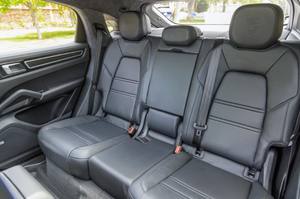 Certificado usado 2022 para Cayenne GTS Coupe Twin-Turbo V8 AWD OEM 1 año de garantía - Product Image 6