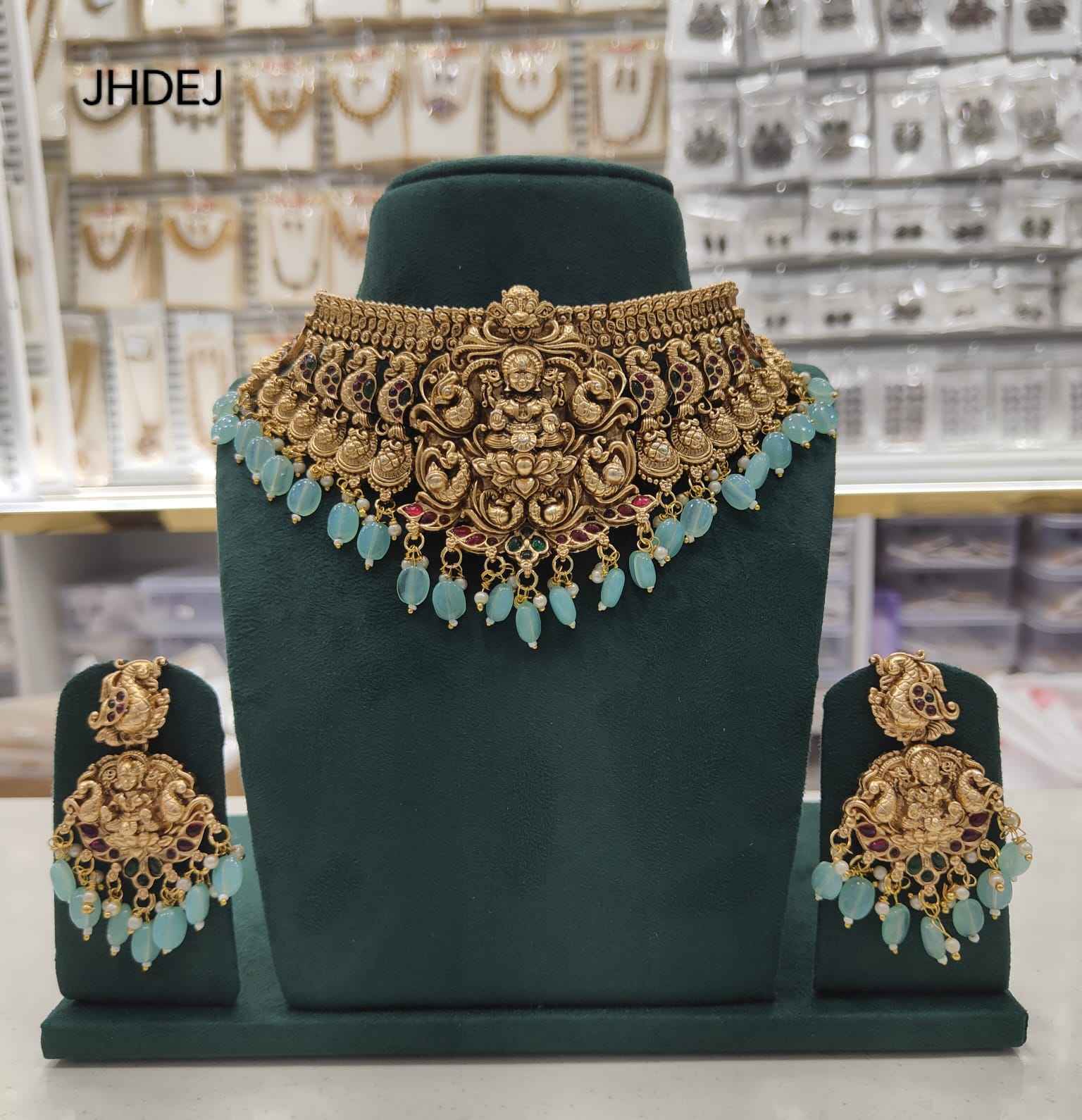 ทะเลสีเขียว