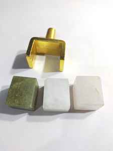 ชุดลูกบิดลิ้นชักหินอ่อนสีขาวและทองเหลืองลูกบิดประตูตู้หินธรรมชาติลูกบิดดึงลิ้นชักตู้เสื้อผ้าจากอินเดีย - Product Image 2