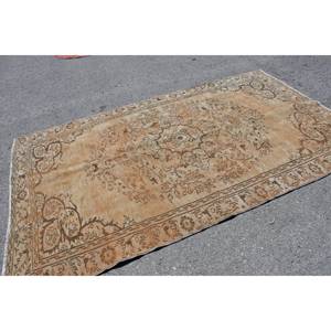 พรมขนสัตว์สีน้ำตาลเบจขนาด5.4x9.2ฟุตสไตล์ตุรกีงานทำด้วยมือมีการออกแบบปะติดด้วยยางรองสำหรับข้างเตียง - Product Image 2