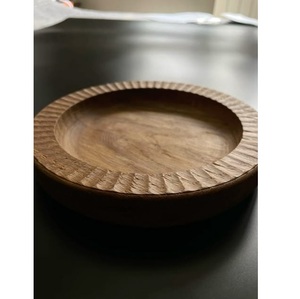 Tazón de Madera Hecho a Mano para Servir Ensaladas y Frutas con Acabado Decorativo Rústico, Decoración de Lujo para Bodas y Cenas - Product Image 1