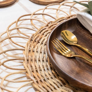 Napperon en rotin fait à la main/décoration murale pour la maison, le mariage, la décoration de jardin, vente en gros artisanat vietnamien - Product Image 3