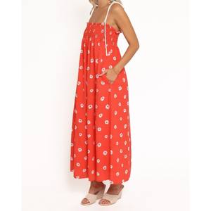 ชุดมินิเดรสสำหรับผู้หญิง ออกแบบมาเพื่อตู้เสื้อผ้าที่ใส่ใจเทรนด์ มอบลุคที่ดูดี สง่างาม ใส่ได้หลากหลายโอกาส และให้เสน่ห์ทันสมัย - Product Image 6