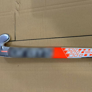 Bâtons de hockey en fibre de carbone légers personnalisés, haute qualité et designs personnalisés pour les équipes - Product Image 4