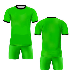 Uniforme de fútbol de talla grande hecho en Pakistán para adultos con impresión de logotipo personalizado Camiseta de fútbol de corte automatizado Ropa de fútbol superior - Product Image 1