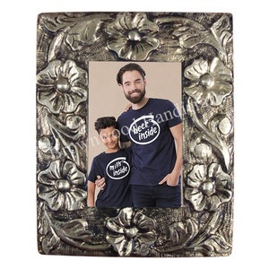 Indian Manufacturer of Hand Carved Design Solid Mango Wood 4X6 Inch Photo <b>Frame</b> Solid Wooden <b>Picture</b> <b>Frame</b> <b>for</b> Decoration - Product Image 4