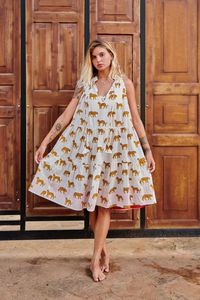 Robe midi/maxi à volants en couches élégantes pour femmes, imprimé léopard audacieux, taille naturelle légère et fluide pour la fête - Product Image 6