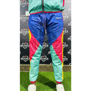 Otoño Invierno hombres personalizado Jogging traje de dos piezas bordado Logo cortavientos pista transpirable impreso lluvia chándal tela - Product Image 3