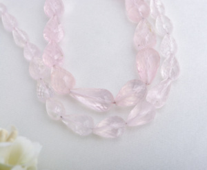 ลูกปัดโรสควอตซ์ทรงหยดน้ำ 16 นิ้ว หินธรรมชาติ สำหรับทำเครื่องประดับชั้นดี - Product Image 4