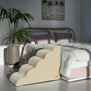Escalera para Mascotas [AllmioPet] de Tela Beige Nube, 5 Escalones AMP 5 BE, Diseñada para Perros y Gatos, Fácil de Subir en Interiores y Protección de Articulaciones - Product Image 1