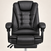 Chaise de bureau de direction avec repose-pieds rétractable, revêtement en PVC noir et base chromée à cinq branches pour espaces de travail modernes