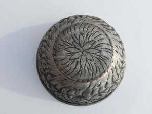 Bol de service alimentaire antique en relief Best-seller Grand bol rond idéal pour les collations au riz et la vaisselle élégante - Product Image 2