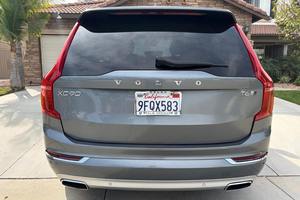 Vo-lvo XC90 T6 Inscr-ption 2018 d'occasion propre, turbocompressé et suralimenté, 4 cylindres - Product Image 5