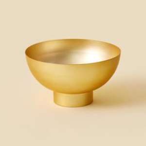 Cuenco de servicio de latón tradicional Heritage para fiesta y uso diario Decoración de mesa resistente al calor hecha a mano - Product Image 1