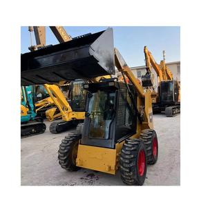 Chargeuse compacte à roues Cat d'occasion Charge nominale de 4 tonnes Moteur Caterpillar Modèle 2015 Excellent état Composants de base inclus - Product Image 3