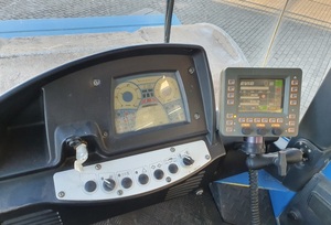 Rouleau compresseur Bomag BW226 DH-4 avec boîte de vitesses à entretien facile, moteur et engrenages, garantie de 4 ans et 25,25 kg - Product Image 5