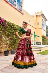 Nueva colección Tussar Silk Lehenga Choli con intrincado trabajo de lámina de impresión y decoración de encaje para novias Venta en línea - Product Image 6
