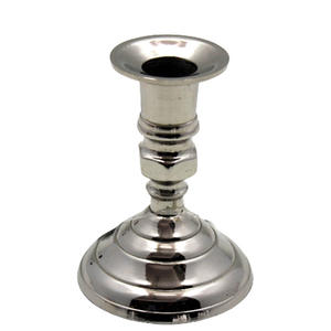 Home Decorative Aluminum <b>Candle</b> Stand With Handle Nickel Plating Silver <b>Colour</b> <b>Candle</b> Stick Holder For Wedding - Product Image 6