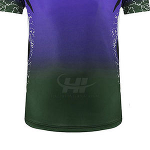 Uniforme de tenis con paneles transpirables para una mejor circulación del aire durante partidos intensos. - Product Image 6