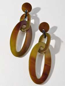 Pendientes de cuerno de búfalo ecológicos al mejor precio para damas, diseño de exportador de fabricante para bodas con artesanía de media luna - Product Image 2