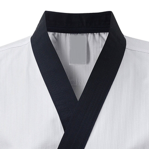 Uniforme d'arts martiaux super vendu / Combinaisons de karaté pour hommes Uniforme de karaté Vêtements d'arts martiaux Uniforme de karaté au meilleur prix - Product Image 5