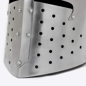 Casque médiéval Crusader's Steel Great Helm avec finition brossée et polie Sport Style Head Wear for Action Role Play - Product Image 3