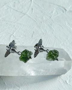 Boucles d'oreilles de météorite véritable Moldavite 1.6g Bijoux en or Talisman Moldavite Crystal Cadeau d'anniversaire ou d'anniversaire parfait pour elle - Product Image 5