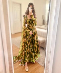 GEORGETTE À LA MODE BELLE ROBE IMPRIMÉE À FLEURS NUMÉRIQUES AVEC DUPATTA FESTIVAL WEAR PRIX DE GROS VÊTEMENT ETHNIQUE Vêtements Gharara - Product Image 3