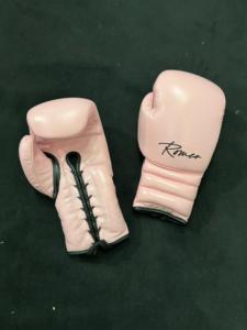 PERSONNALISÉ Prix de gros Ensemble de combat de boxe Gants de boxe Cuir véritable de qualité supérieure Disponible sur mesure - Product Image 4