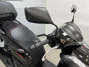 มอเตอร์ไซค์ 2025 SH 125i 125 ซีซี รุ่นดั้งเดิม - Product Image 1